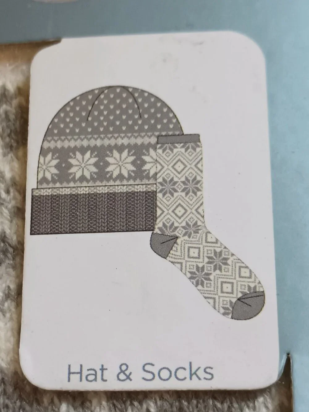 Wayland Square Boxed Set Cuff Hat & Slipper Socks Snowflake Design Women's 4-10